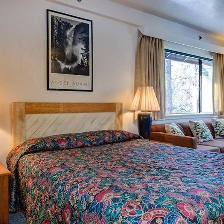 ヨセミテ・ウェスト A112 Studio Inside Yosemite Park- Mins From Badger Pass And Valleyヴィラ エクステリア 写真