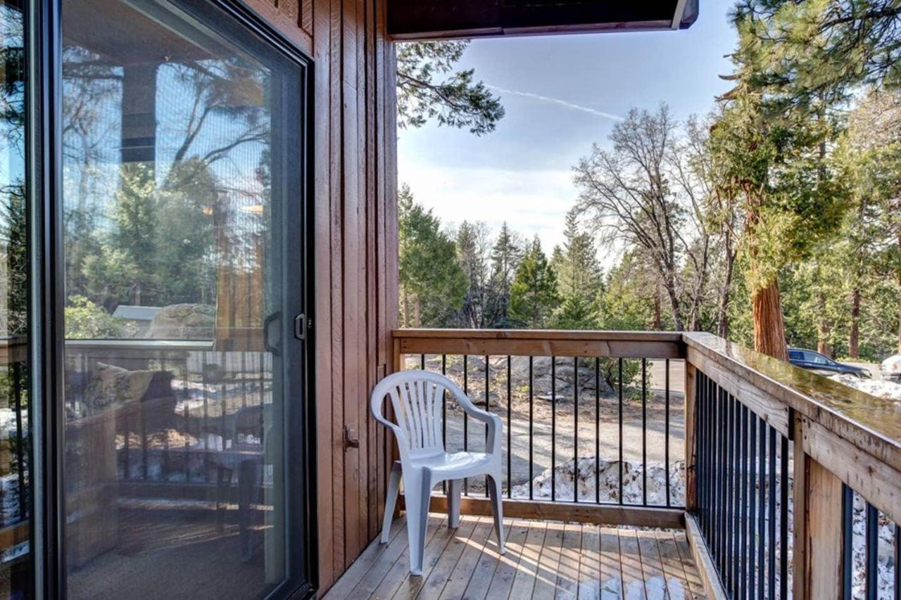 ヨセミテ・ウェスト A112 Studio Inside Yosemite Park- Mins From Badger Pass And Valleyヴィラ エクステリア 写真